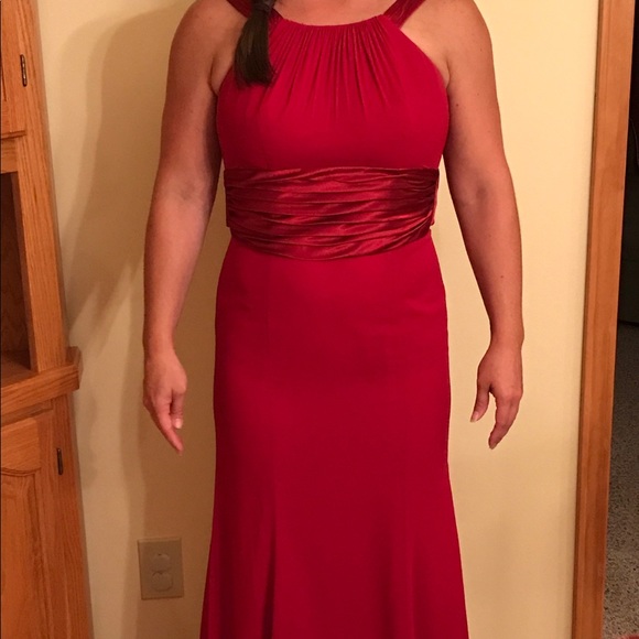 David’s Bridal Gown 8 - Picture 6 of 8